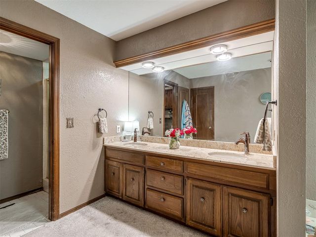 10604 Admiral Drive, Oklahoma City, OK 73162