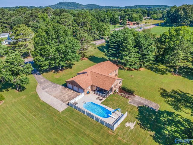 1495 Jeff Road NW, Huntsville, AL 35806