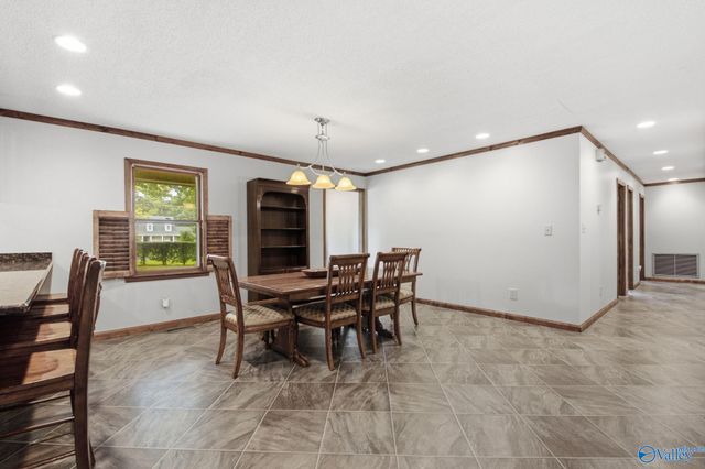 1495 Jeff Road NW, Huntsville, AL 35806