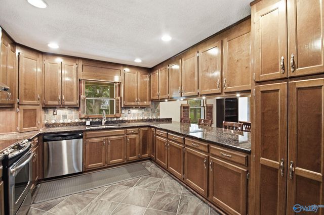 1495 Jeff Road NW, Huntsville, AL 35806