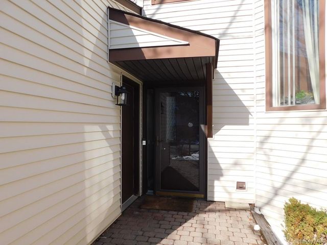 729 Hewitt Lane, New Windsor, NY 12553