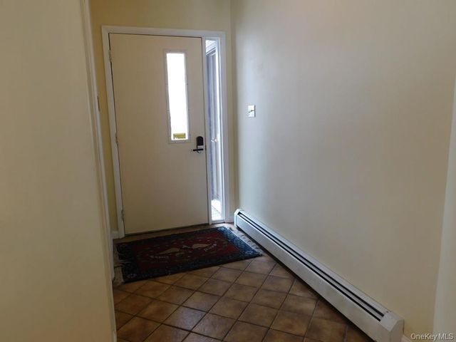 729 Hewitt Lane, New Windsor, NY 12553