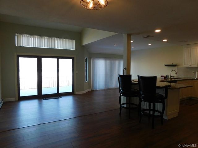 729 Hewitt Lane, New Windsor, NY 12553