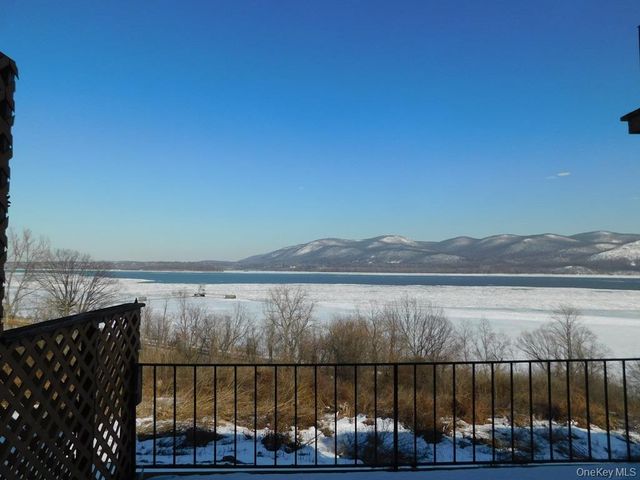 729 Hewitt Lane, New Windsor, NY 12553