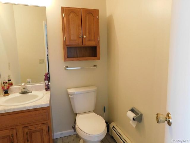 729 Hewitt Lane, New Windsor, NY 12553