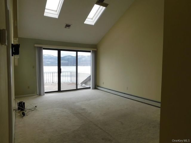 729 Hewitt Lane, New Windsor, NY 12553