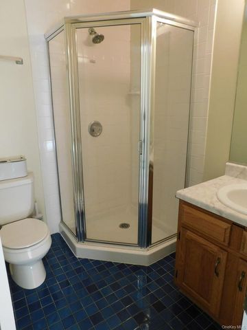 729 Hewitt Lane, New Windsor, NY 12553