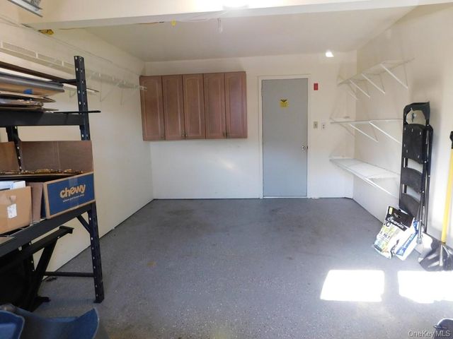 729 Hewitt Lane, New Windsor, NY 12553