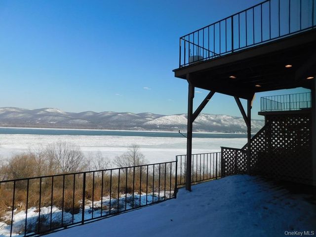 729 Hewitt Lane, New Windsor, NY 12553