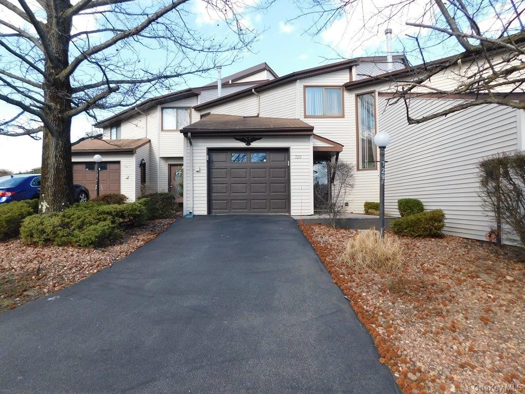 729 Hewitt Lane, New Windsor, NY 12553