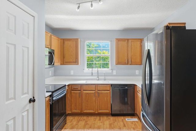 201 Hickory Lane, Cartersville, GA 30120