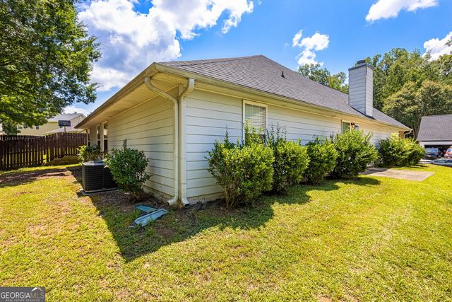 5955 Raventree Court, Atlanta, GA 30349