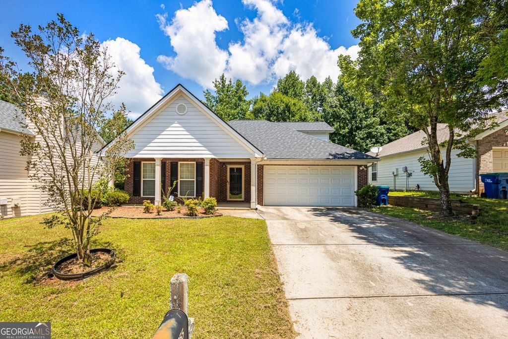 5955 Raventree Court, Atlanta, GA 30349