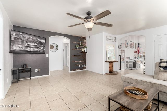 25220 W LA MONT Avenue, Buckeye, AZ 85326