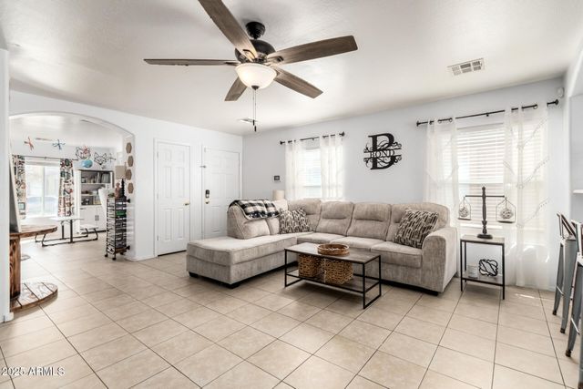 25220 W LA MONT Avenue, Buckeye, AZ 85326