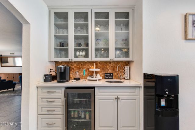 8219 N 3RD Avenue, Phoenix, AZ 85021