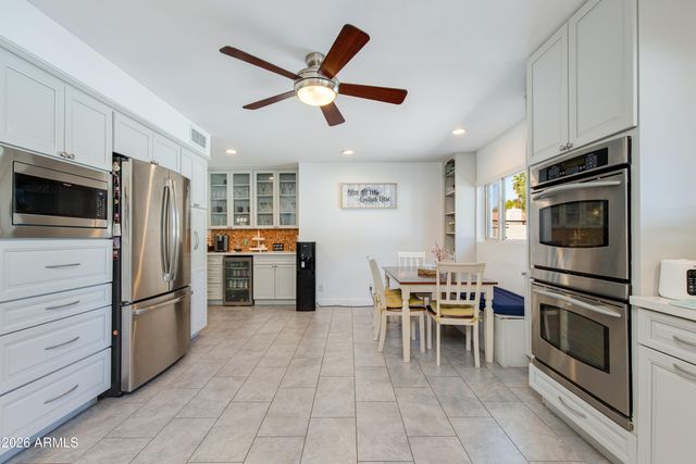 8219 N 3RD Avenue, Phoenix, AZ 85021