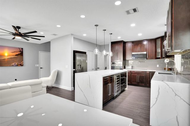 3668 Wilderness Way, Coral Springs, FL 33065