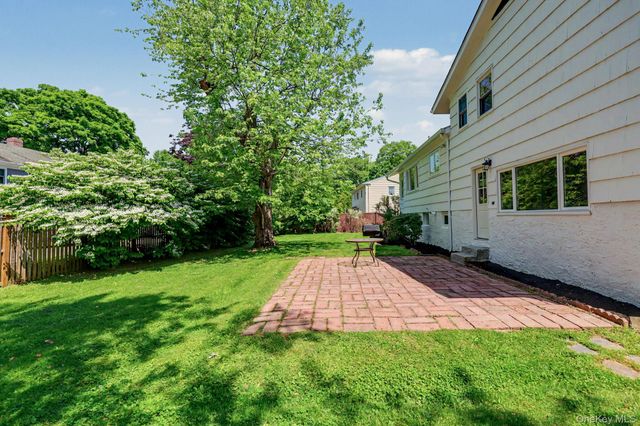 38 Aspen Road, New Rochelle, NY 10804