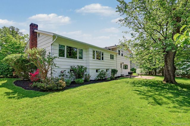 38 Aspen Road, New Rochelle, NY 10804