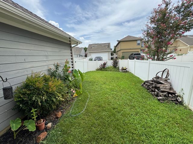 1128 Oakcrest Drive, Providence Village, TX 76227
