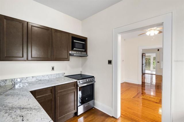 802 JOHNSON AVENUE, Lakeland, FL 33801