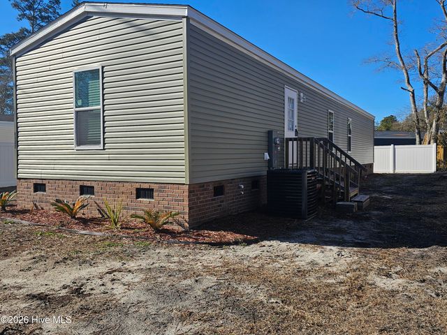 3104 Gill Net Avenue SW, Supply, NC 28462