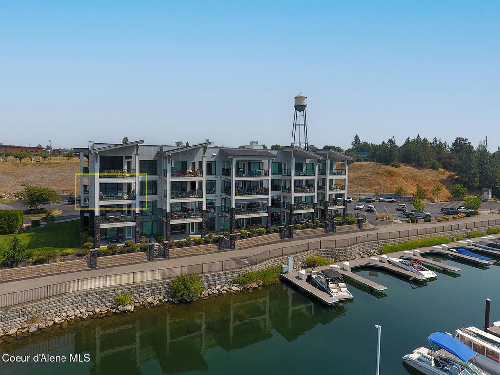 447 W Waterside DR, APT 301, Post Falls, ID 83854 photo 3