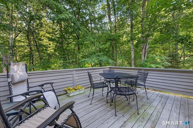 40 Eaton Woods Road 40, Hamden, CT 06518
