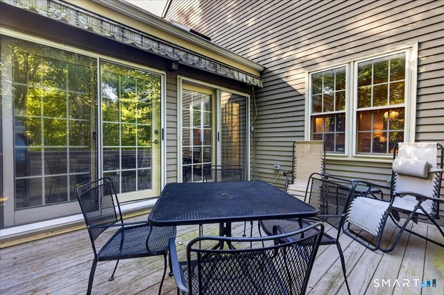 40 Eaton Woods Road 40, Hamden, CT 06518