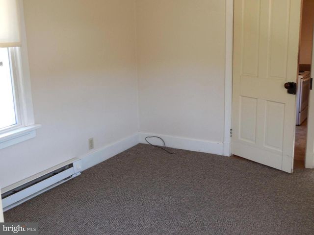 359 W SPRING ST, Woodstock, VA 22664