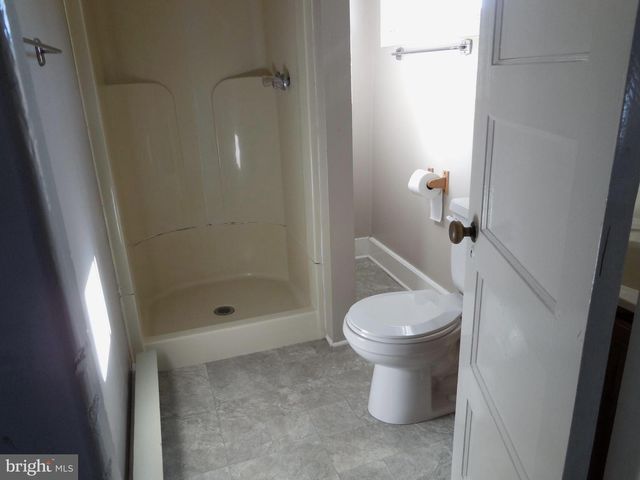 359 W SPRING ST, Woodstock, VA 22664