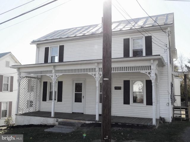 359 W SPRING ST, Woodstock, VA 22664