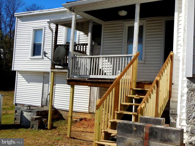 359 W SPRING ST, Woodstock, VA 22664