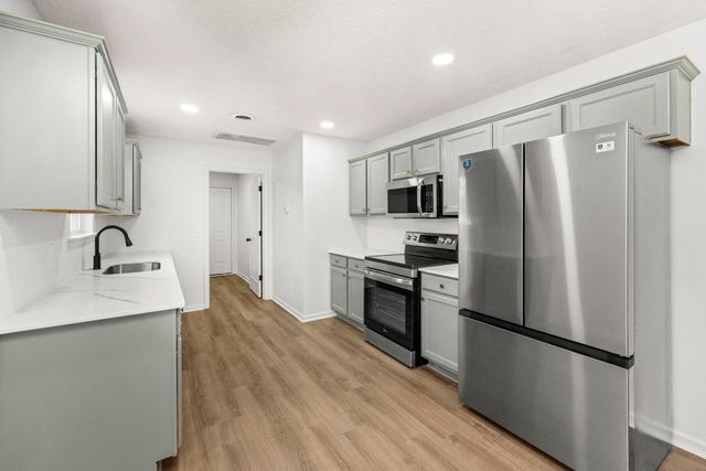 408 Meagan Cv, La Vergne, TN 37086