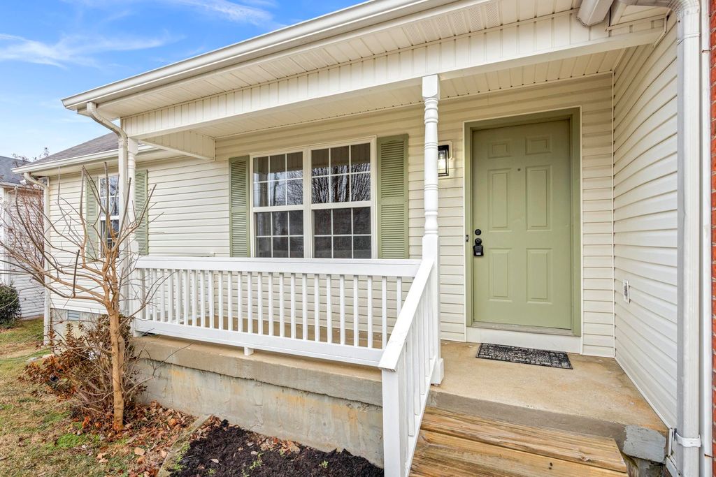 408 Meagan Cv, La Vergne, TN 37086