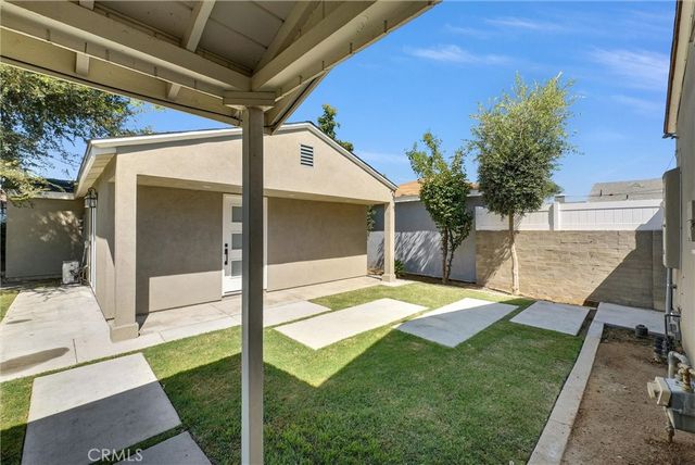 5867 Adenmoor Avenue, Lakewood, CA 90713