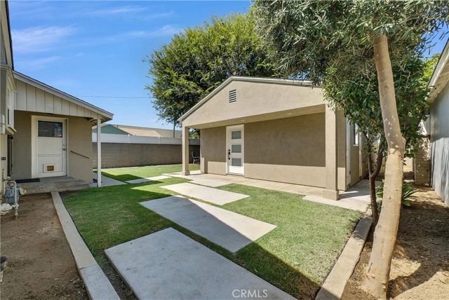 5867 Adenmoor Avenue, Lakewood, CA 90713