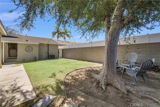 5867 Adenmoor Avenue, Lakewood, CA 90713