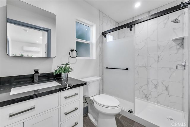 5867 Adenmoor Avenue, Lakewood, CA 90713