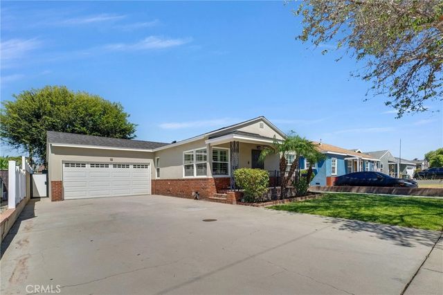5867 Adenmoor Avenue, Lakewood, CA 90713