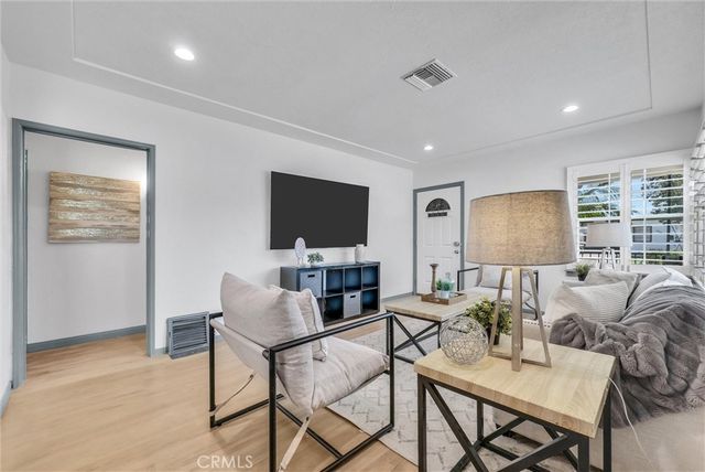 5867 Adenmoor Avenue, Lakewood, CA 90713