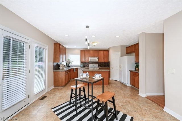 1257 Muchney Circle, Akron, OH 44312