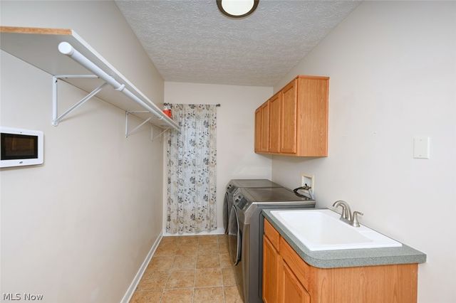 1257 Muchney Circle, Akron, OH 44312