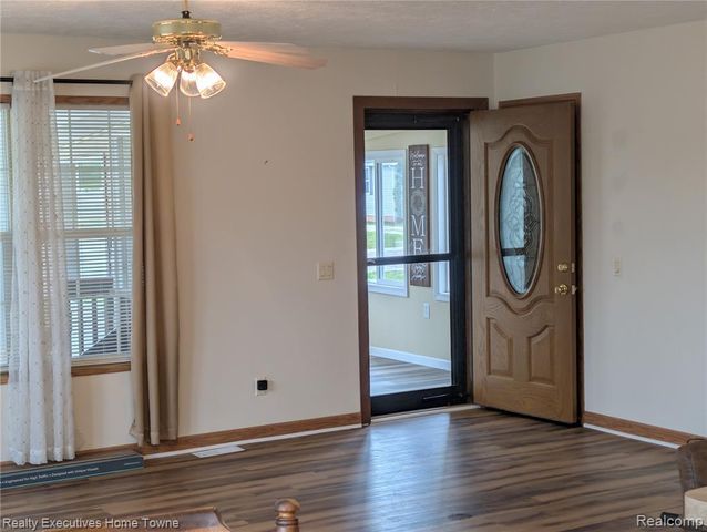 6203 Square Lake Drive Drive, Smiths Creek, MI 48074