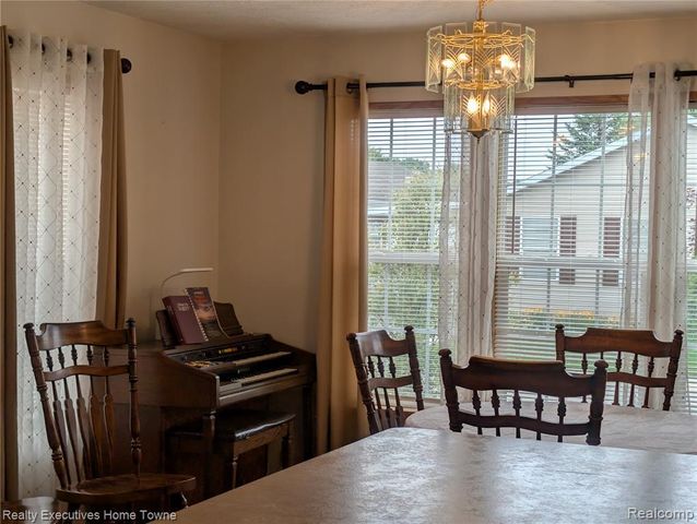 6203 Square Lake Drive Drive, Smiths Creek, MI 48074