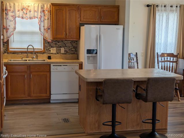 6203 Square Lake Drive Drive, Smiths Creek, MI 48074