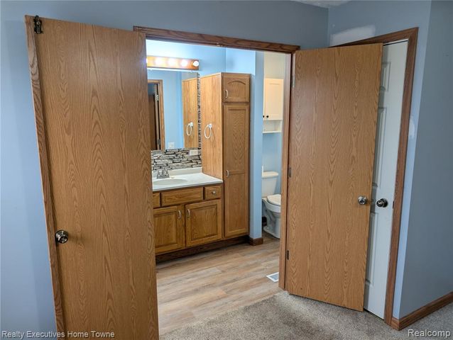 6203 Square Lake Drive Drive, Smiths Creek, MI 48074