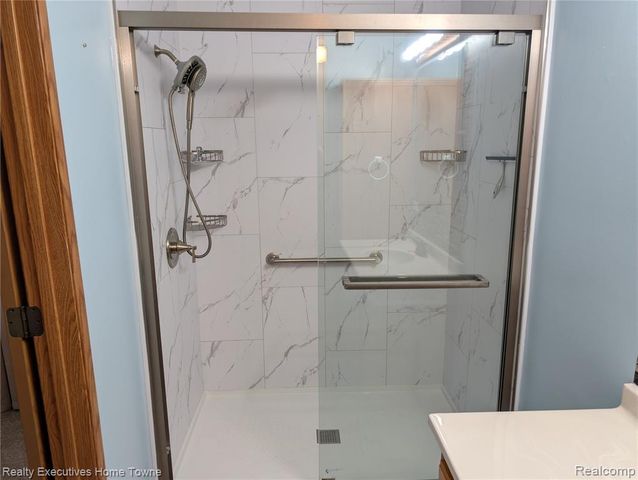 6203 Square Lake Drive Drive, Smiths Creek, MI 48074