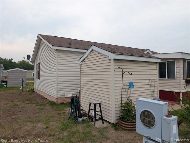 6203 Square Lake Drive Drive, Smiths Creek, MI 48074